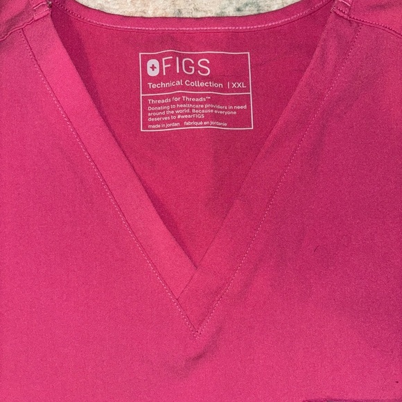 Figs womens pink 1 pocket scrub top - Picture 3 of 4